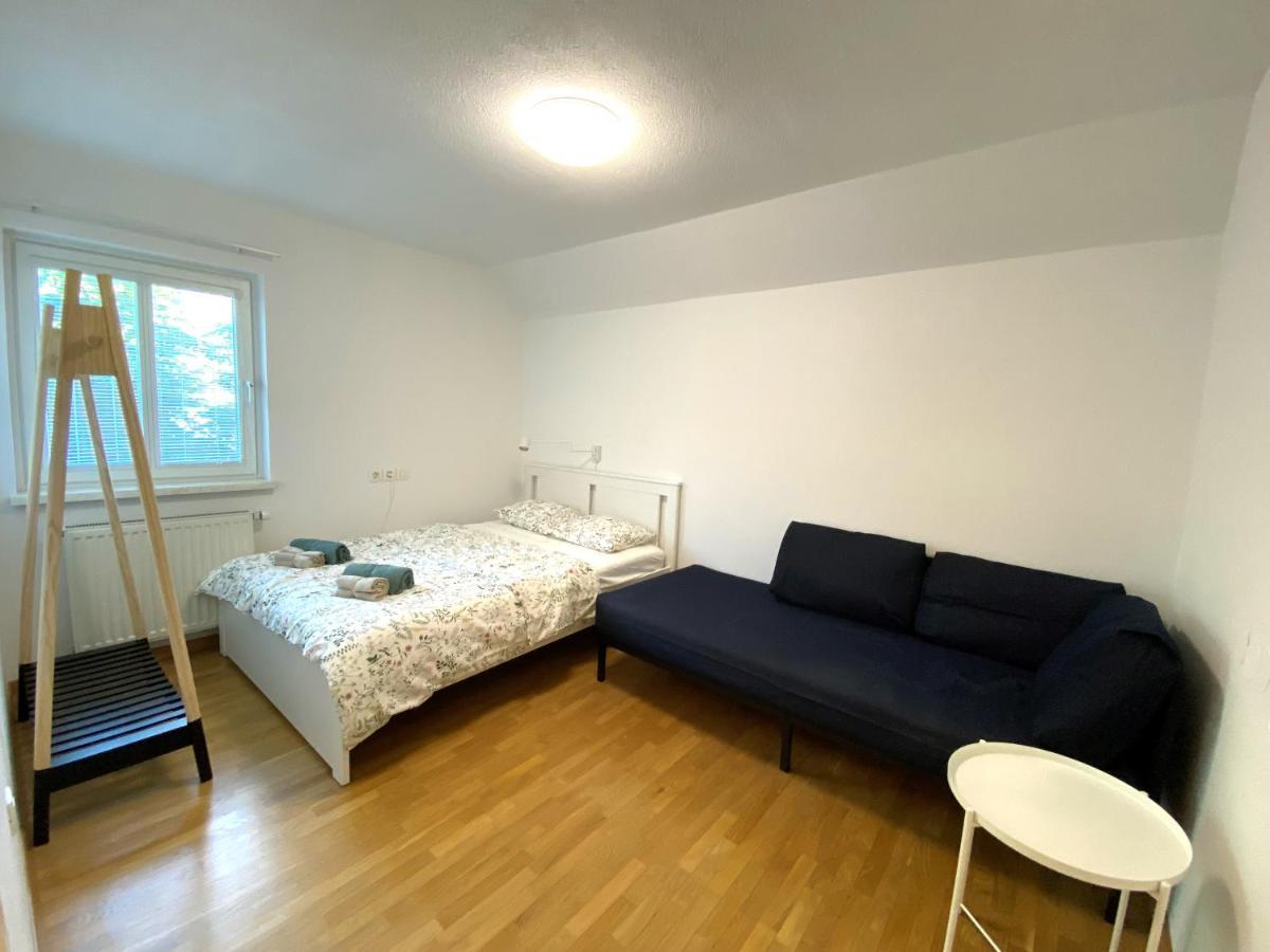 Apartment Above Lake Блед Екстериор снимка